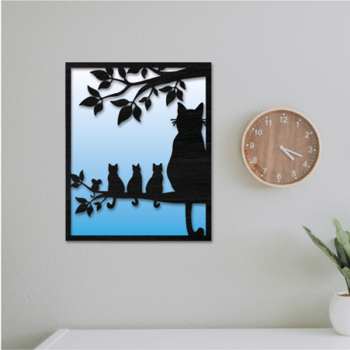 Gatitos en el árbol