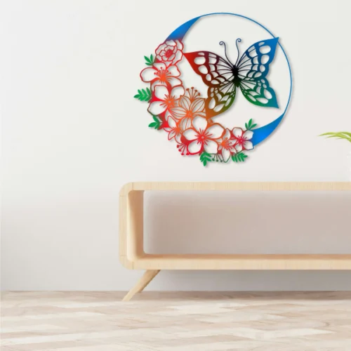 Luna menguante y mariposa