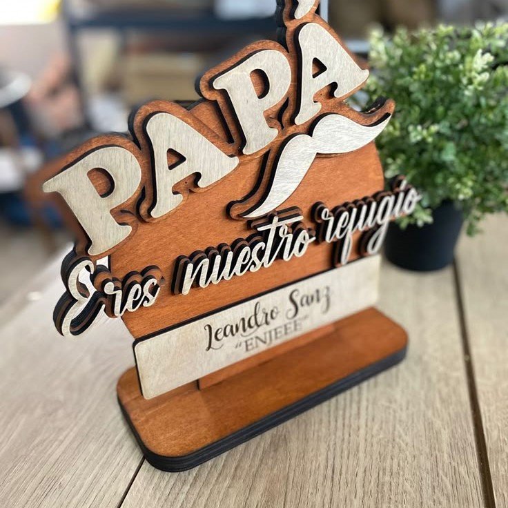 Estatuilla con nombre