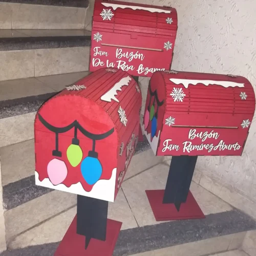 Buzón de Navidad completo